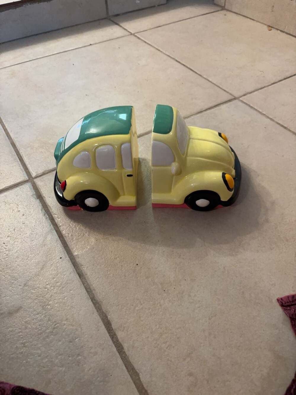 VW Volkswagen Beetle Bug Ceramic Yellow Book ends 1960's - Picture 6 of 6